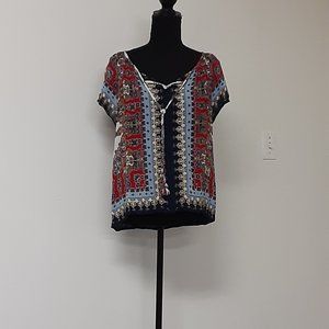 bila/sheer/scoop neck